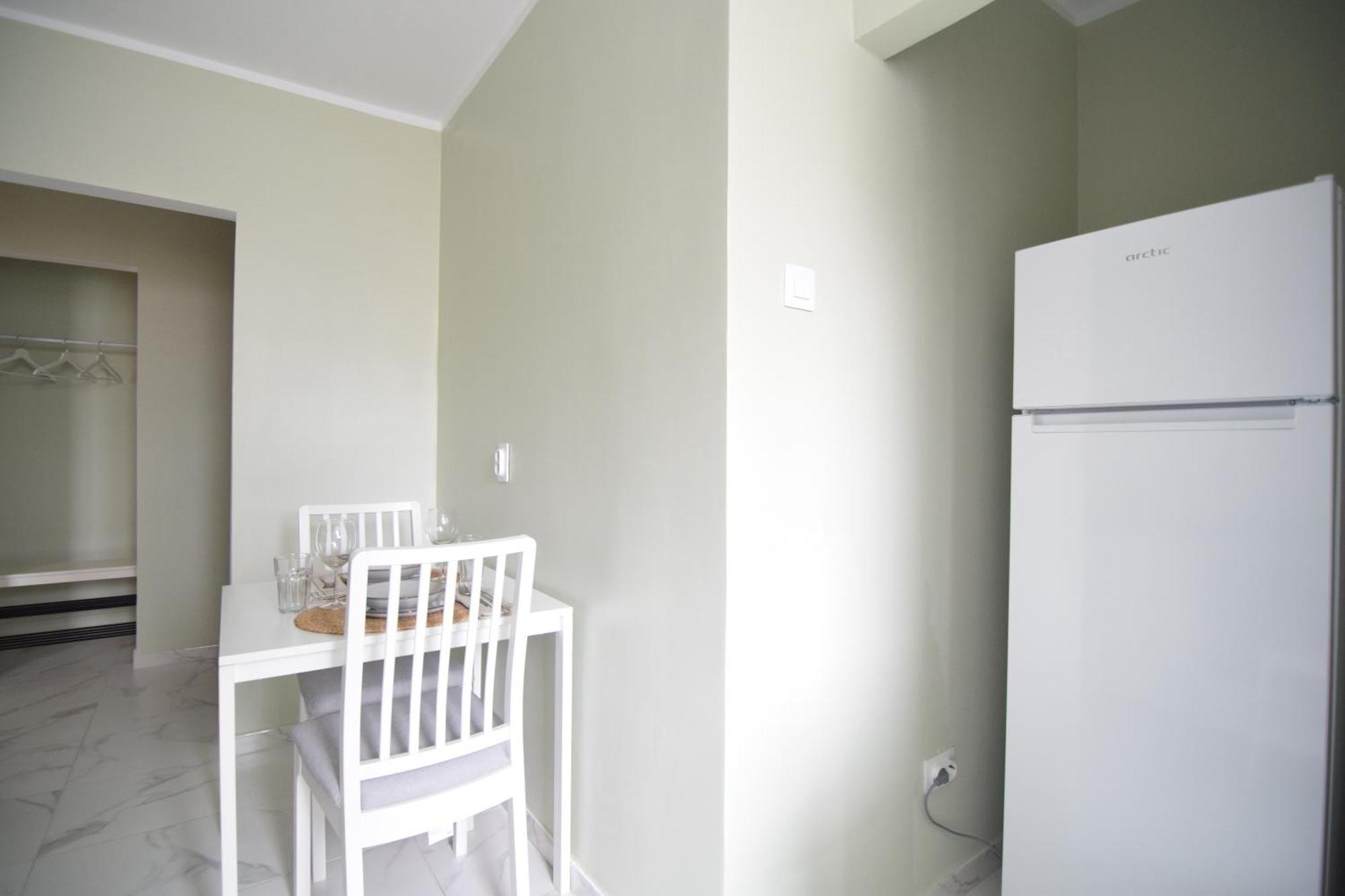 Stylish Apartment With Video Projector Bukarest Eksteriør billede